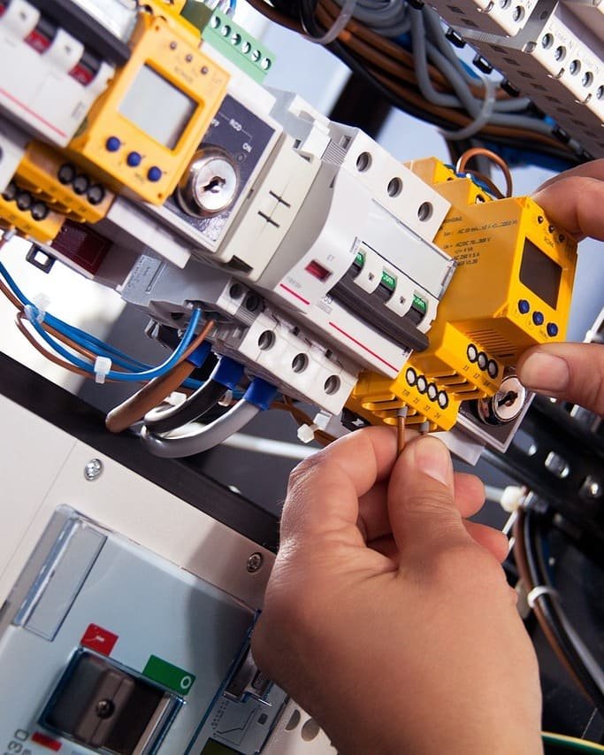 Electrical Contractors Milwaukee Wi